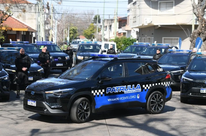 68b9ba860d281_715_472!