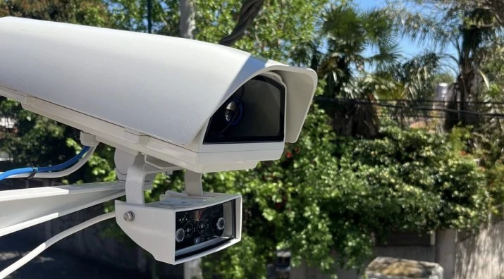 69986a0c610c0_715_396!